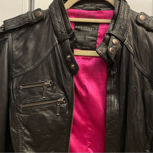 Black Leather Jacket with Pink Lining 🖤🩷 - Picture 3 of 10
